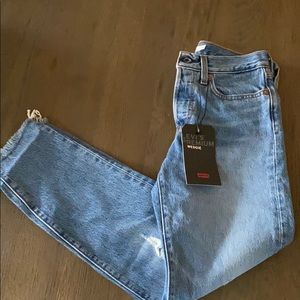 Brand new Levi’s wedgie fit jeans